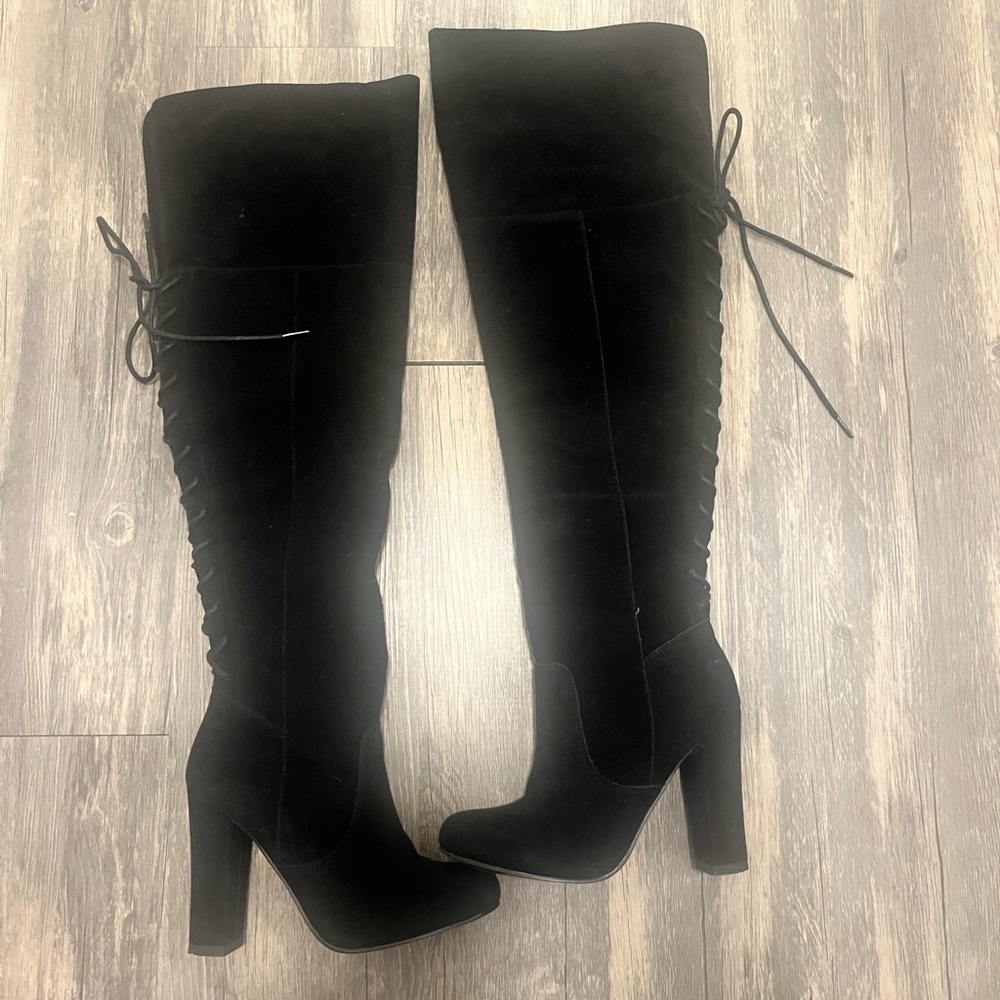 Shoe dazzle over the knee black boots size 6